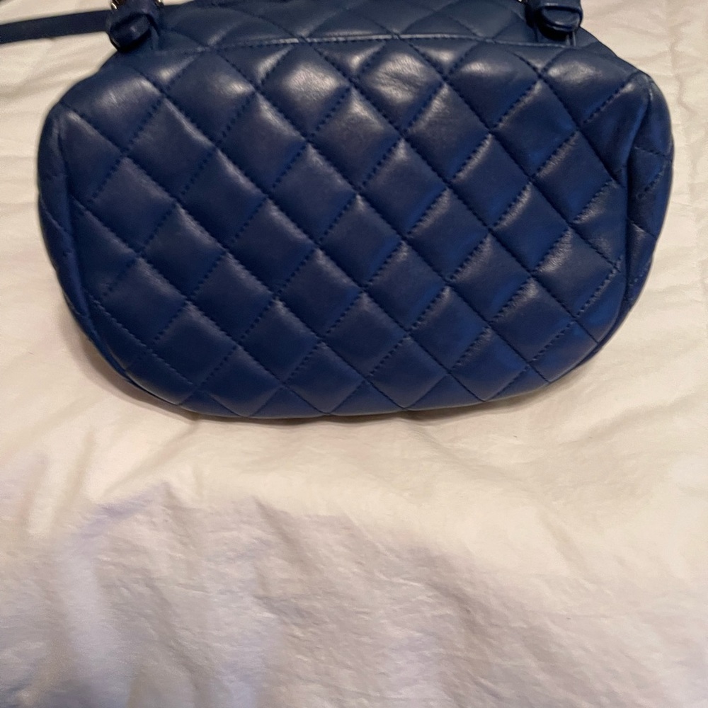 Chanel backpack authentic - Picture 3 of 6